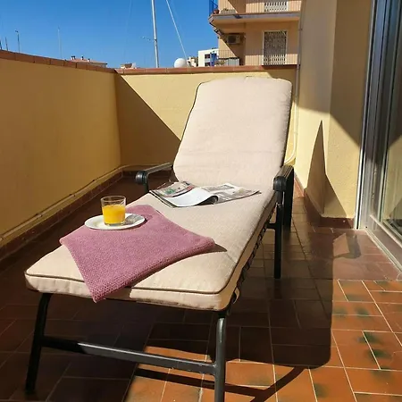 Comfortable In With Shared Pool - 54 Sqm Apartment