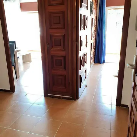 Апартаменты Comfortable In With Shared Pool - 54 Sqm *
